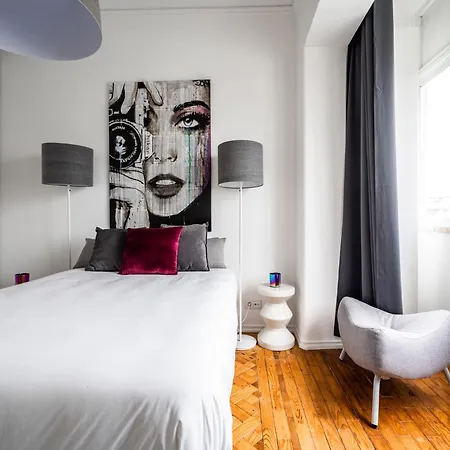 Akicity Santos Raven *